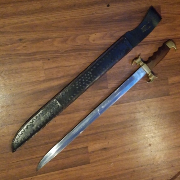 Collectable items - Picture 1 of 2